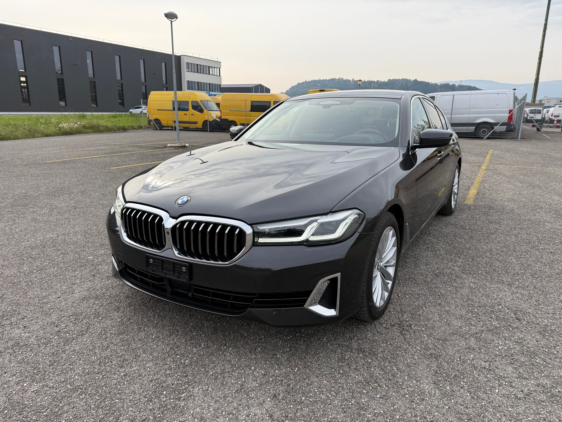 BMW 520d xDrive 48V Luxury Line Steptronic