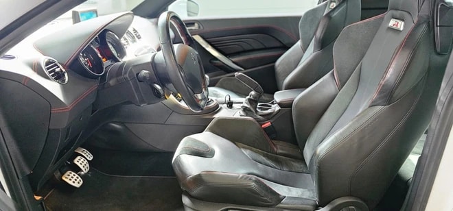 PEUGEOT RCZ R 1.6 Turbo *CH-Fahrzeug*frisch ab MFK*-image-8