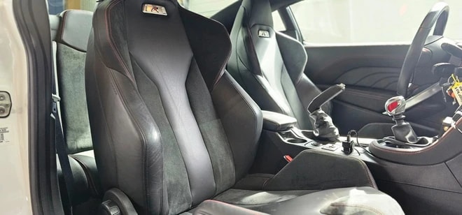 PEUGEOT RCZ R 1.6 Turbo *CH-Fahrzeug*frisch ab MFK*-image-20