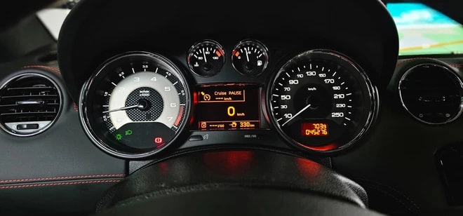 PEUGEOT RCZ R 1.6 Turbo *CH-Fahrzeug*frisch ab MFK*-image-12