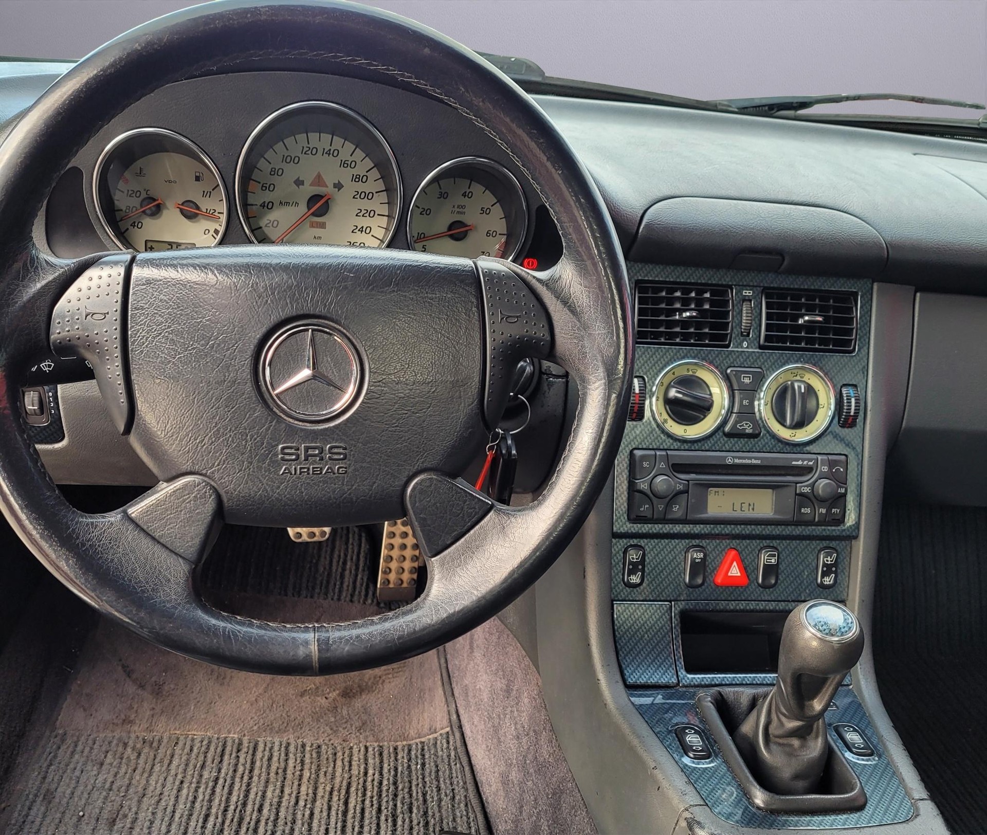 MERCEDES-BENZ SLK-Klasse R170 Cabrio SLK 200-image-6
