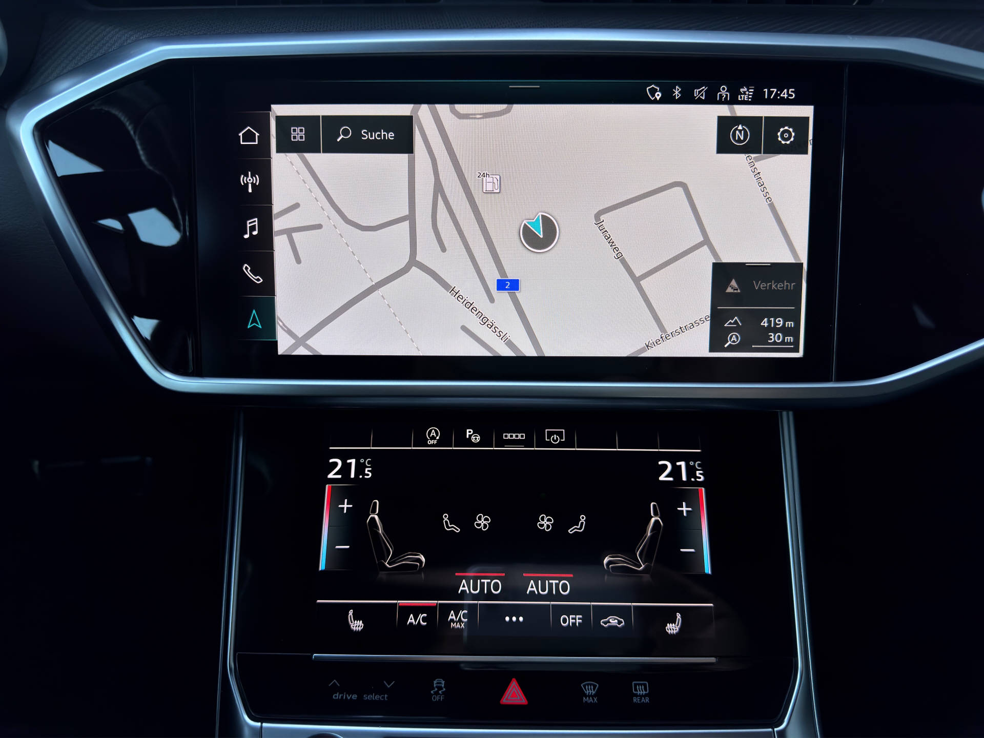 AUDI RS6 Avant 4.0 V8 TFSI quattro T-Tronic-image-8