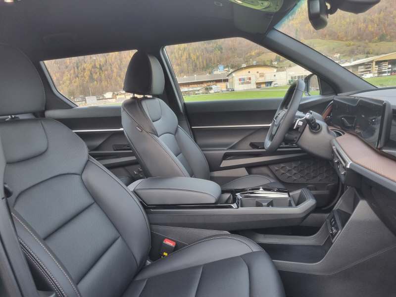 KGM-SsangYong Musso EV Platinum Luxury 4x4-image-10