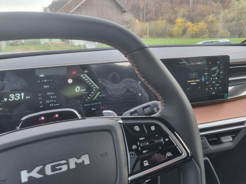 KGM-SsangYong Musso EV Platinum Luxury 4x4-image-11