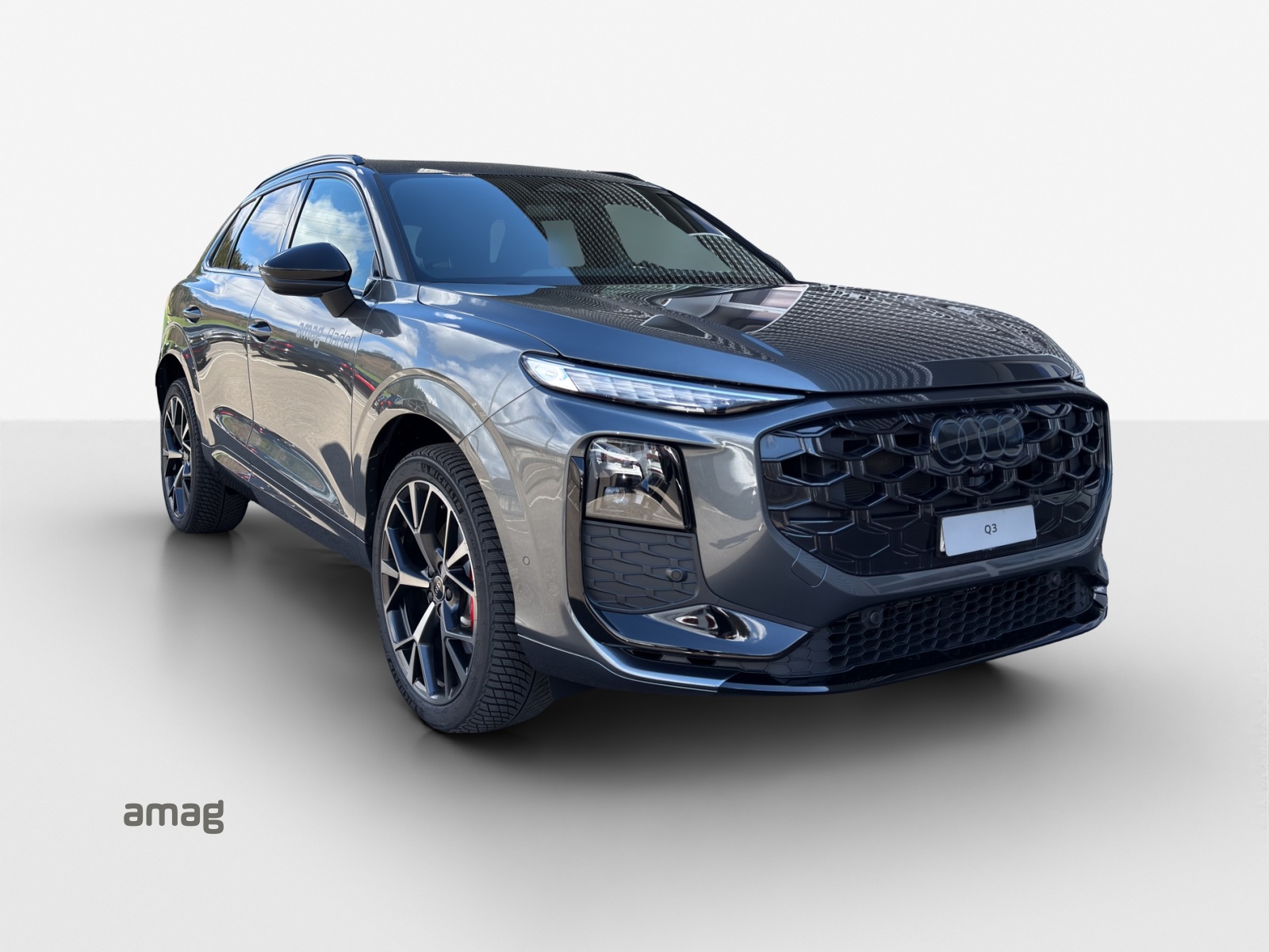 AUDI Q3 SUV e-hybrid 200 kW S tronig-image-5