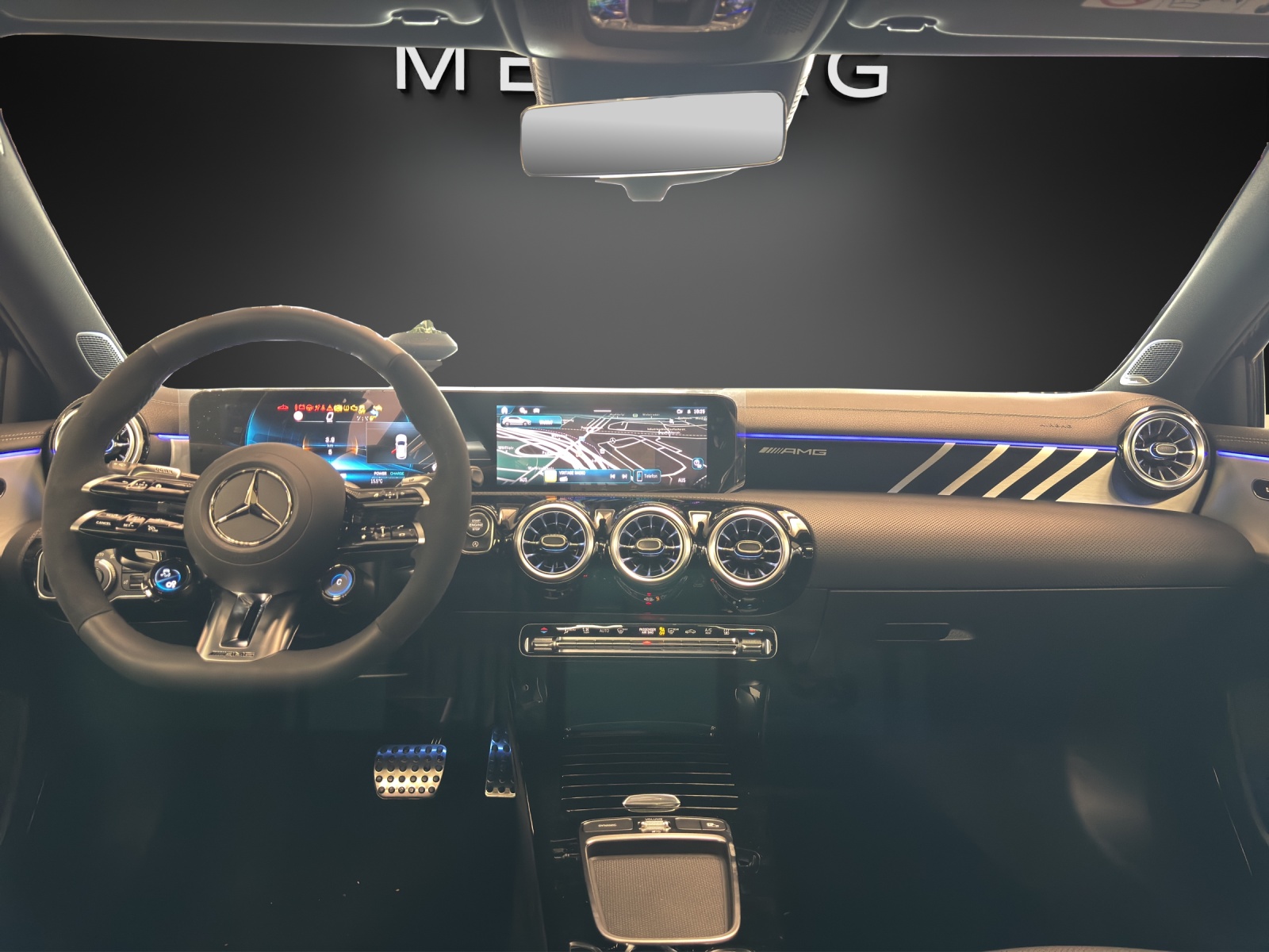 MERCEDES-BENZ A 35 AMG 4Matic 8G-DCT-image-9
