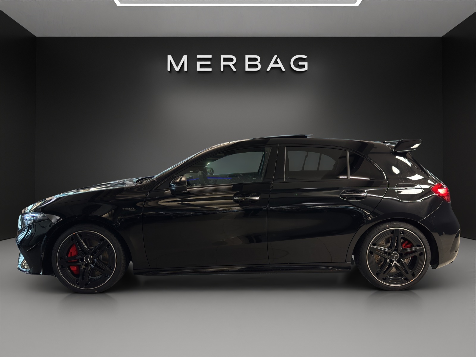 MERCEDES-BENZ A 35 AMG 4Matic 8G-DCT-image-1