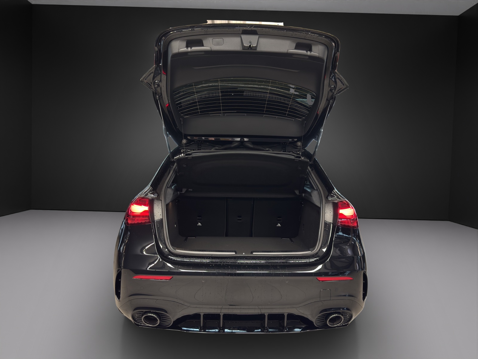 MERCEDES-BENZ A 35 AMG 4Matic 8G-DCT-image-6