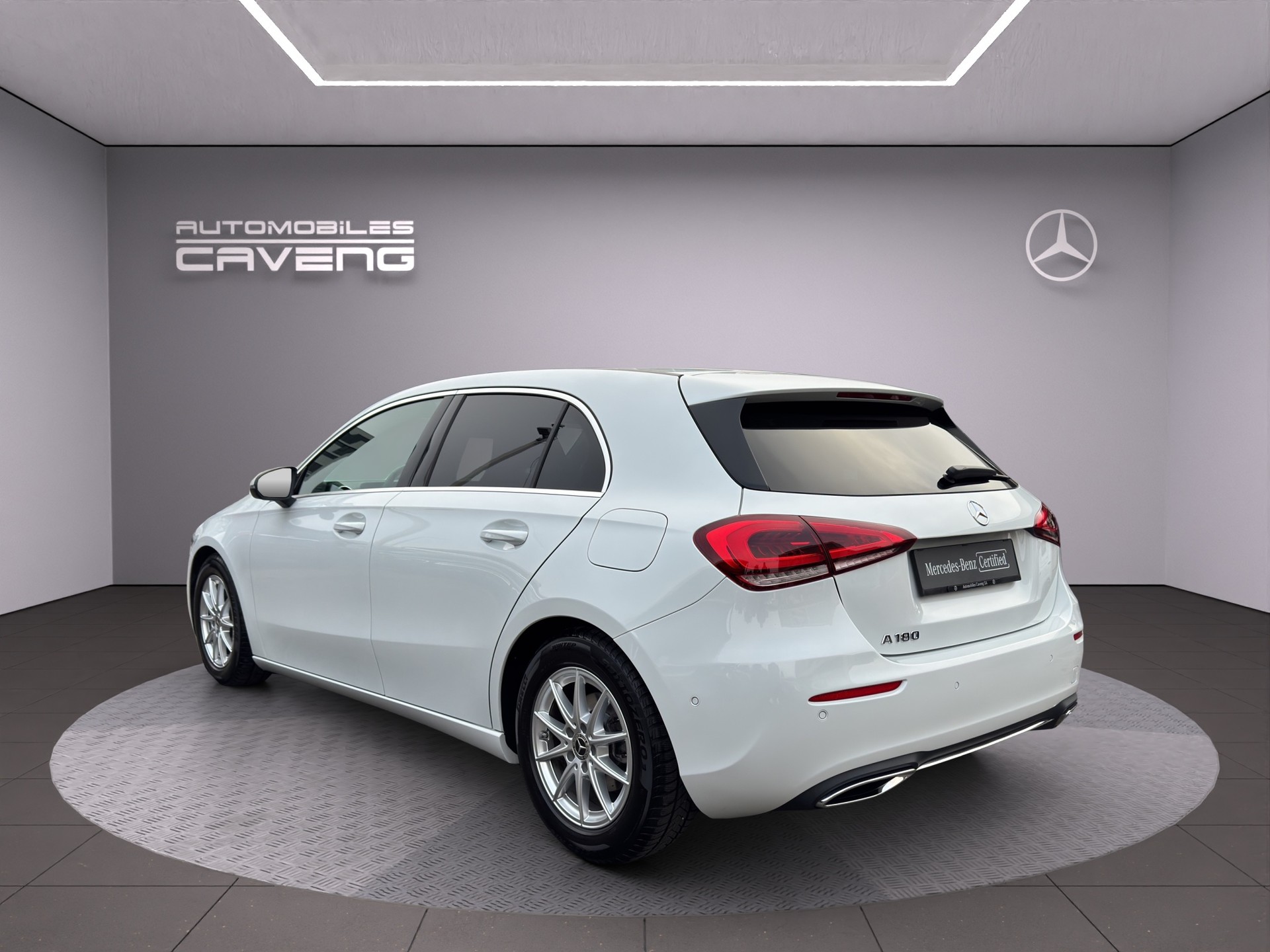 MERCEDES-BENZ A 180 Progressive 7G-DCT-image-2