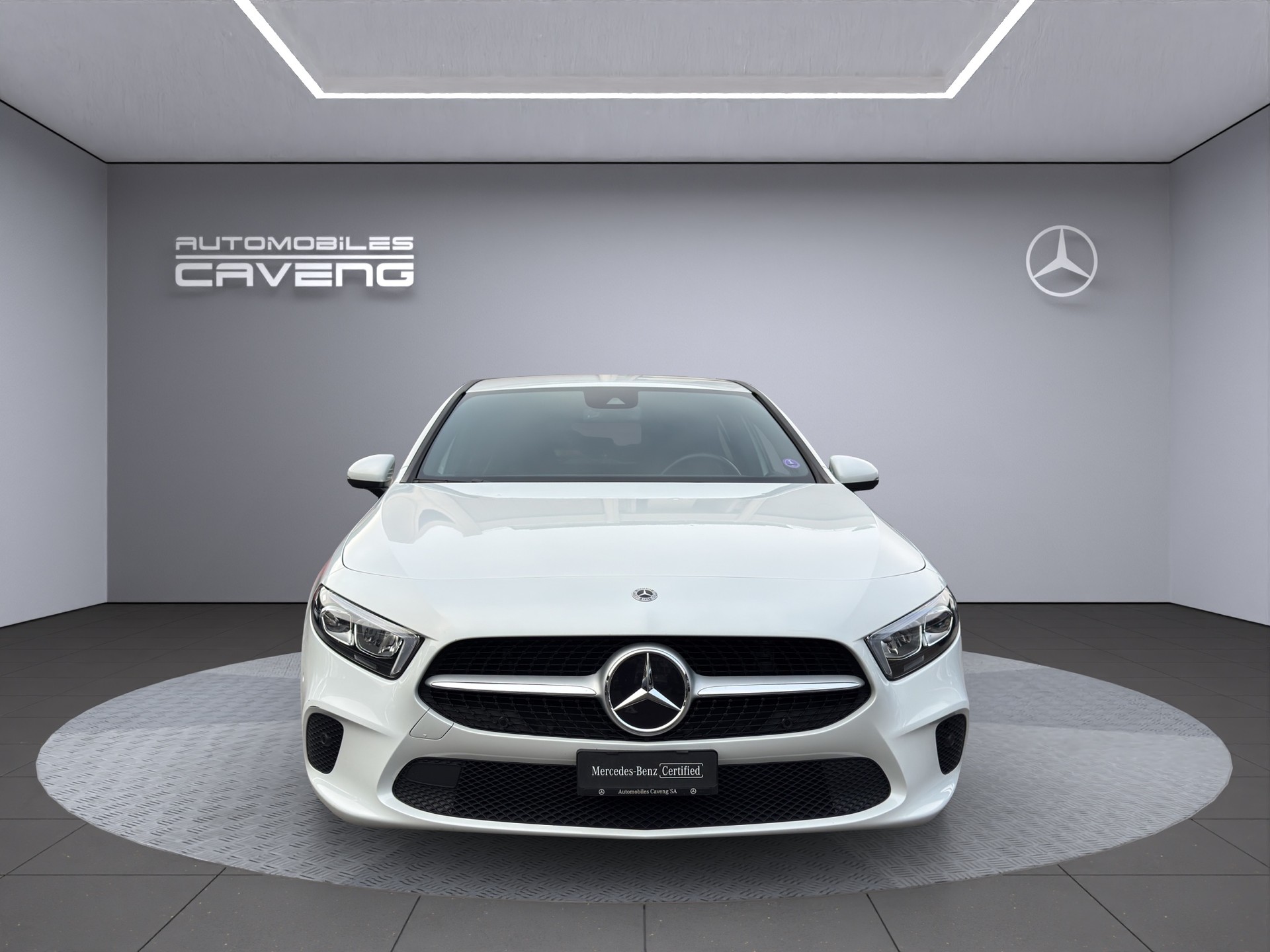MERCEDES-BENZ A 180 Progressive 7G-DCT-image-7