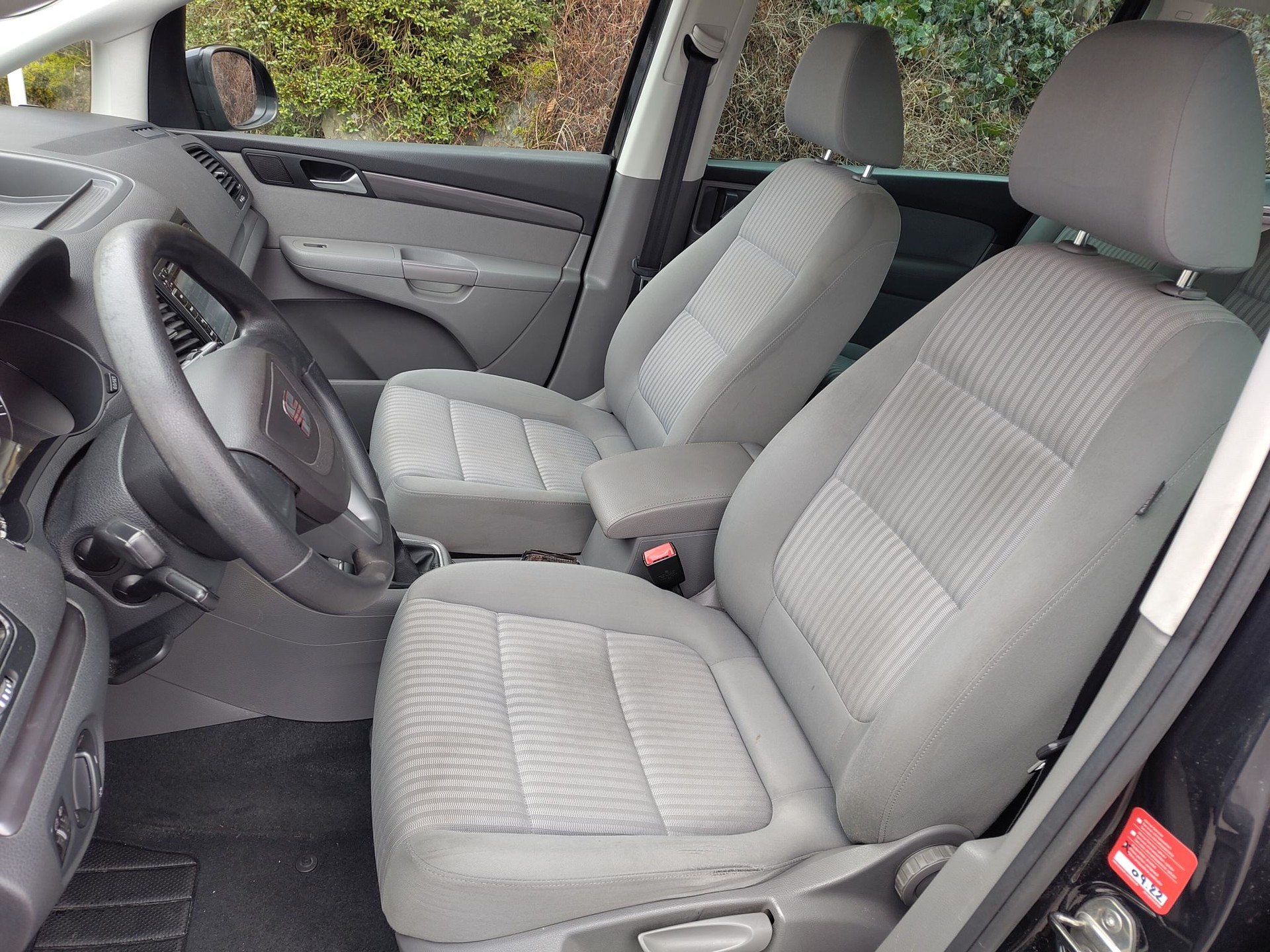SEAT Alhambra 2.0 TDI Reference-image-8