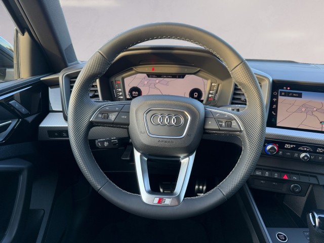 AUDI A1 Sportback 30 TFSI Attraction S-tronic-image-12