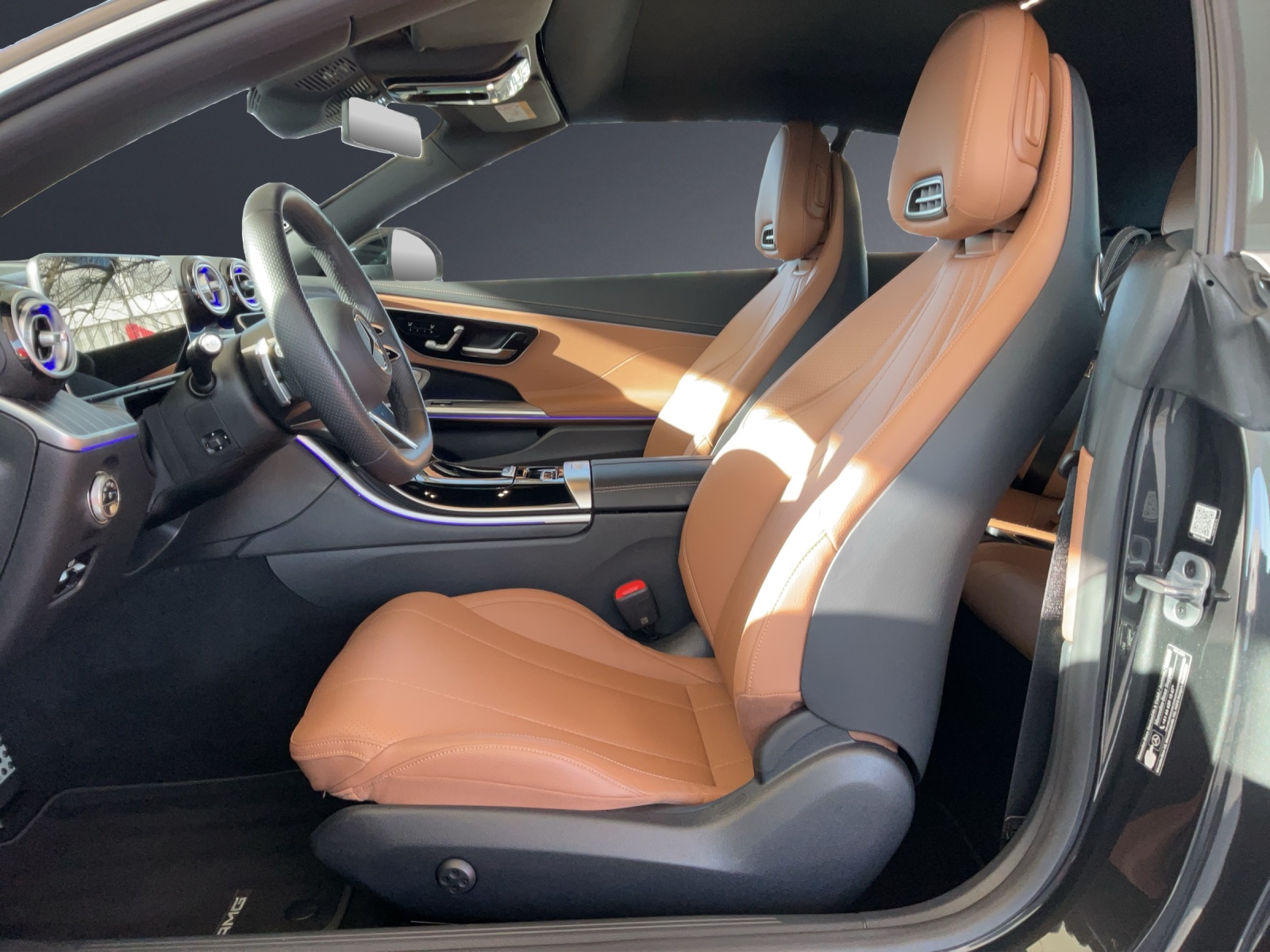 MERCEDES-BENZ CLE 200 Cabrio 4M-image-6
