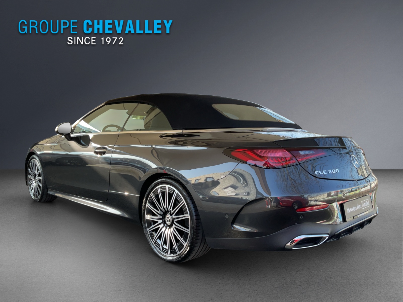 MERCEDES-BENZ CLE 200 Cabrio 4M-showroom-element-3