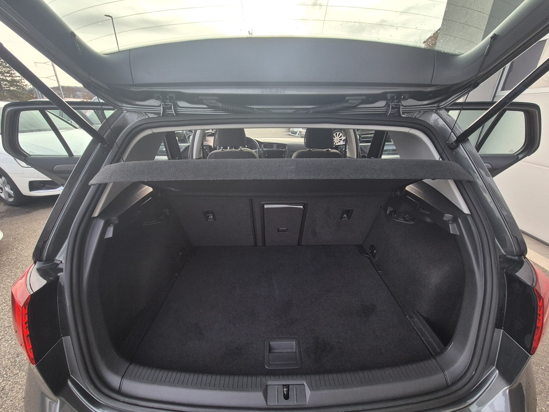 VW Golf 1.0 TSI Comfortline-image-11