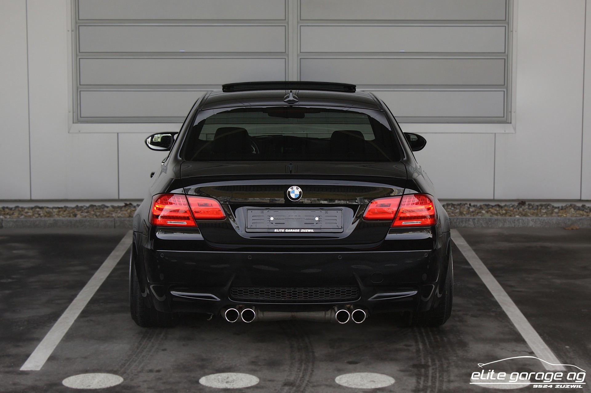 BMW M3 Coupé DSG LIEBHABERFAHRZEUG-image-2