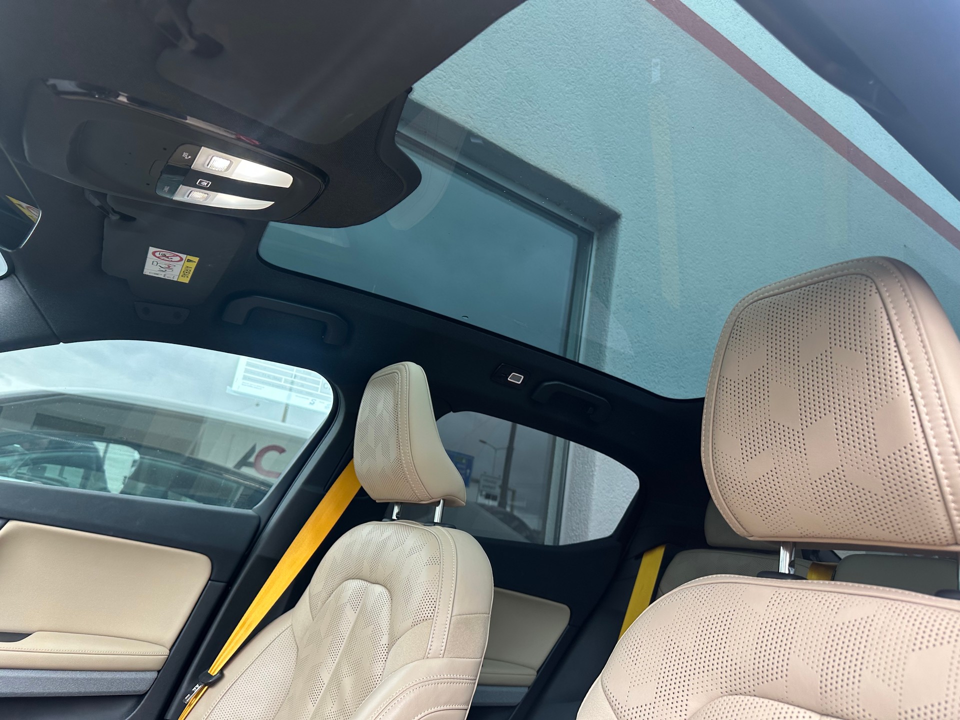 POLESTAR Polestar 2 Launch Edition 78 kWh Performance-image-9
