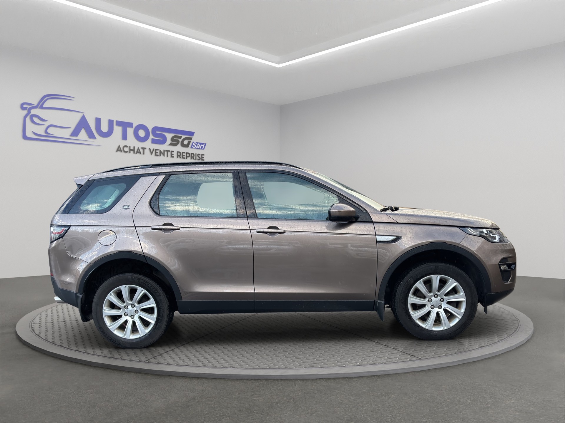 LAND ROVER Discovery Sport 2.0 Si4 HSE AT9-image-7
