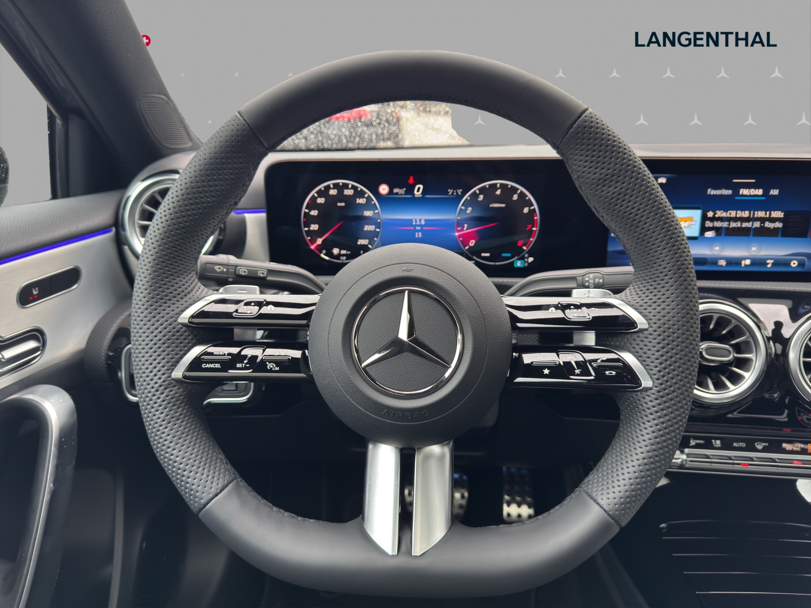 MERCEDES-BENZ A 250 4Matic 8G-DCT-image-11