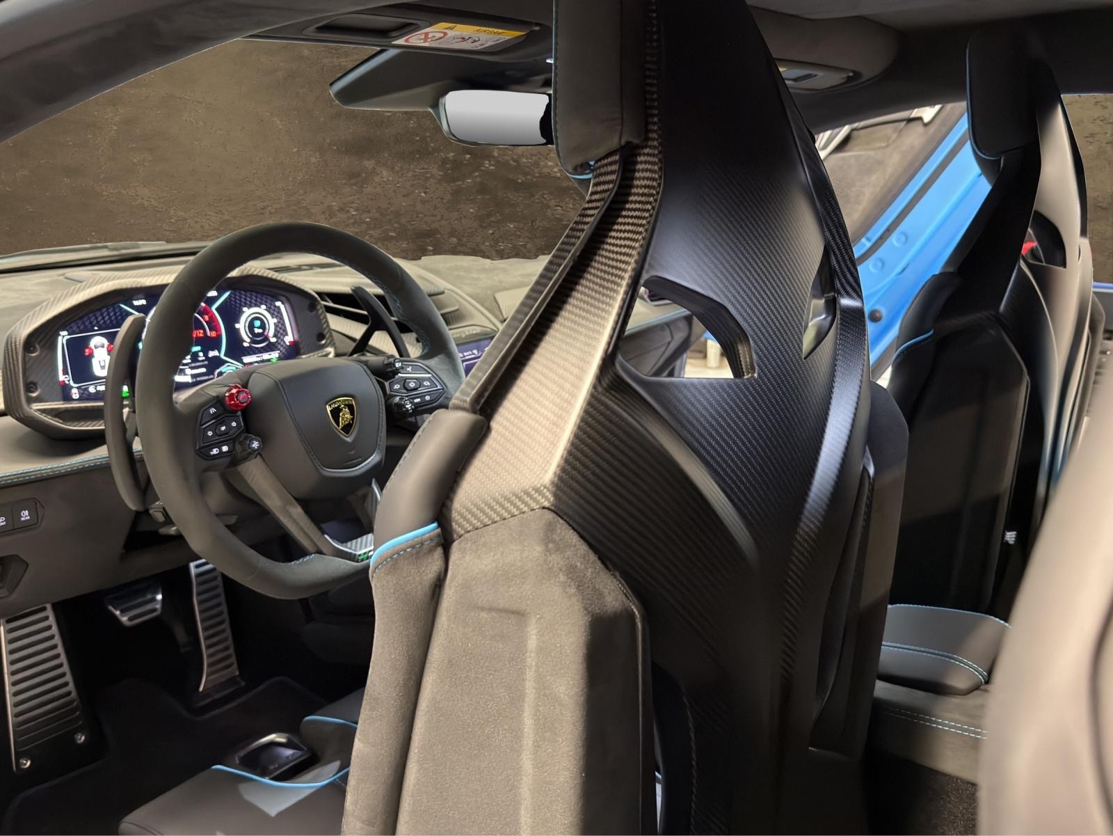 LAMBORGHINI REVUELTO-image-15