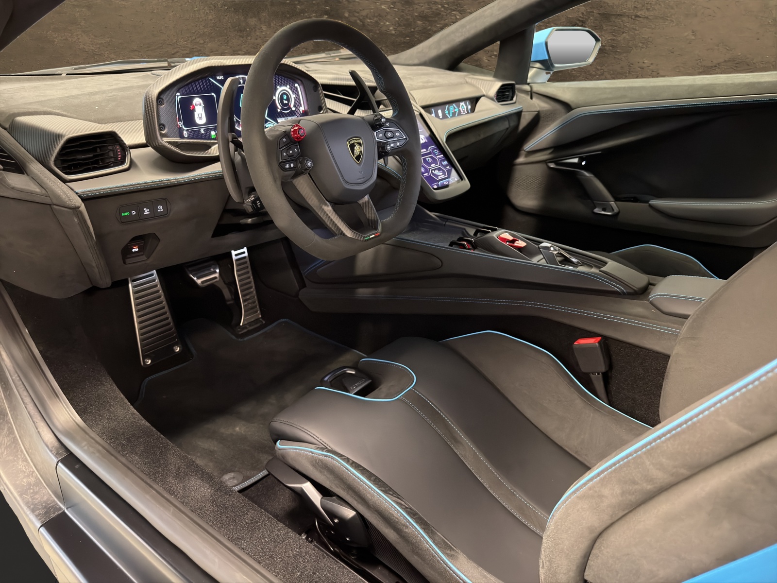 LAMBORGHINI REVUELTO-image-19
