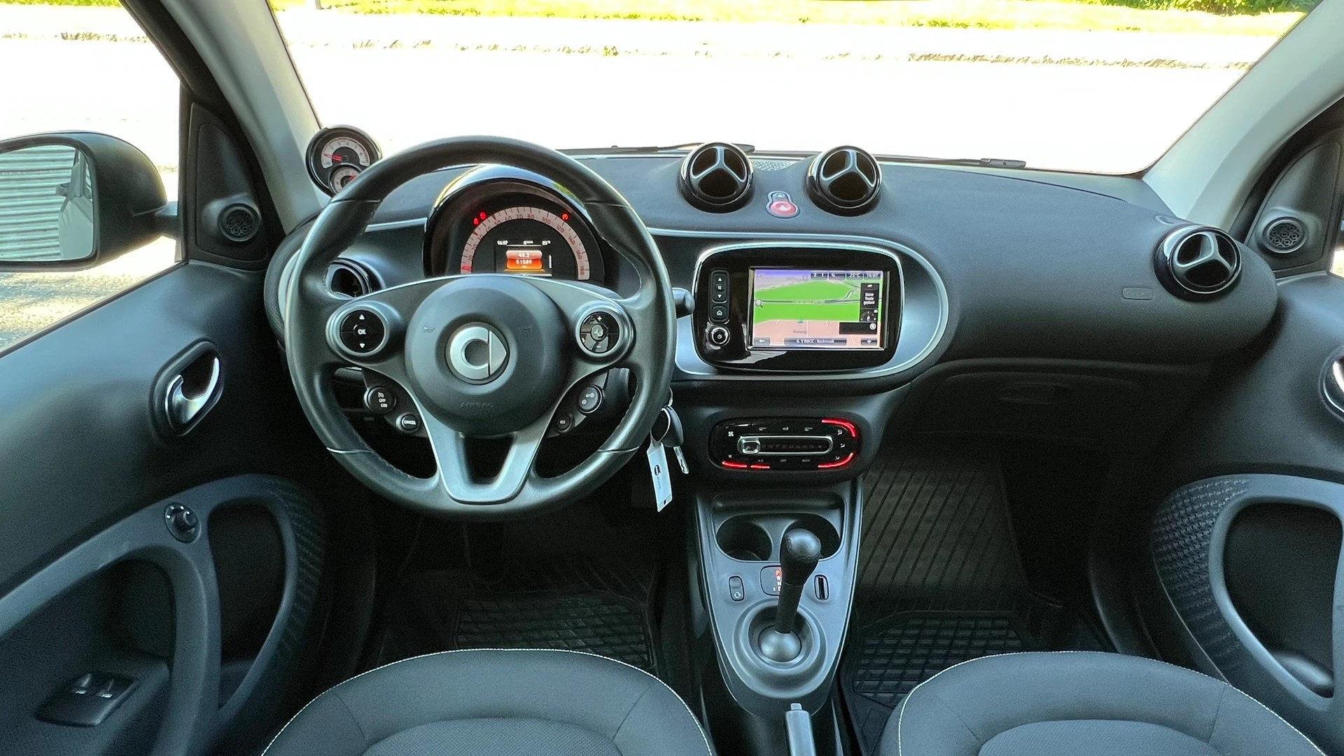 SMART FORTWO CITYPASSION TWINMATIC l 90 PS-image-21