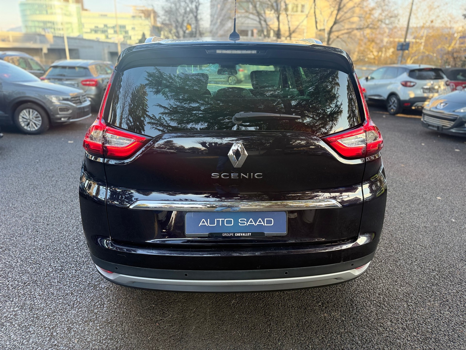 RENAULT Grand Scénic 1.3 16V Turbo Initiale Paris EDC-image-3