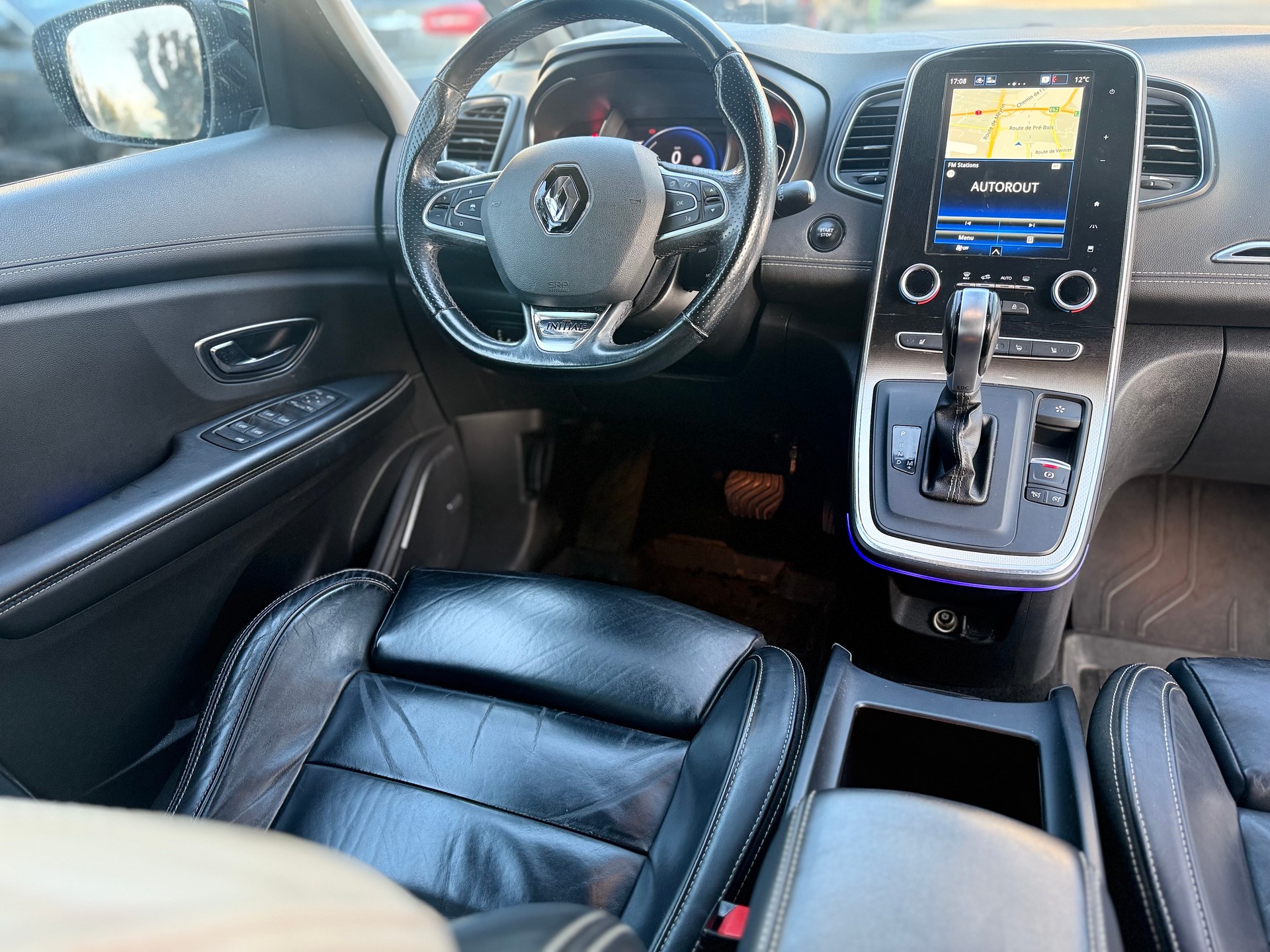 RENAULT Grand Scénic 1.3 16V Turbo Initiale Paris EDC-image-9