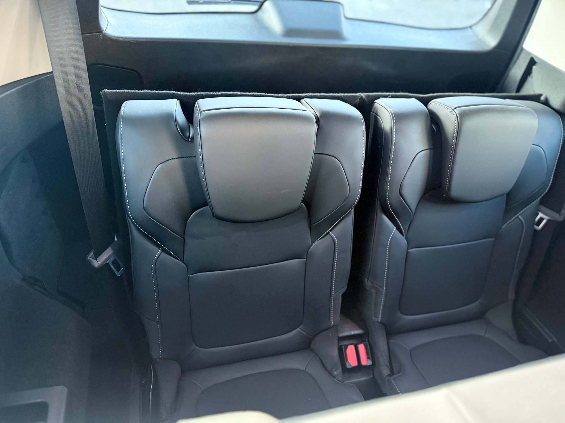 RENAULT Grand Scénic 1.3 16V Turbo Initiale Paris EDC-image-8