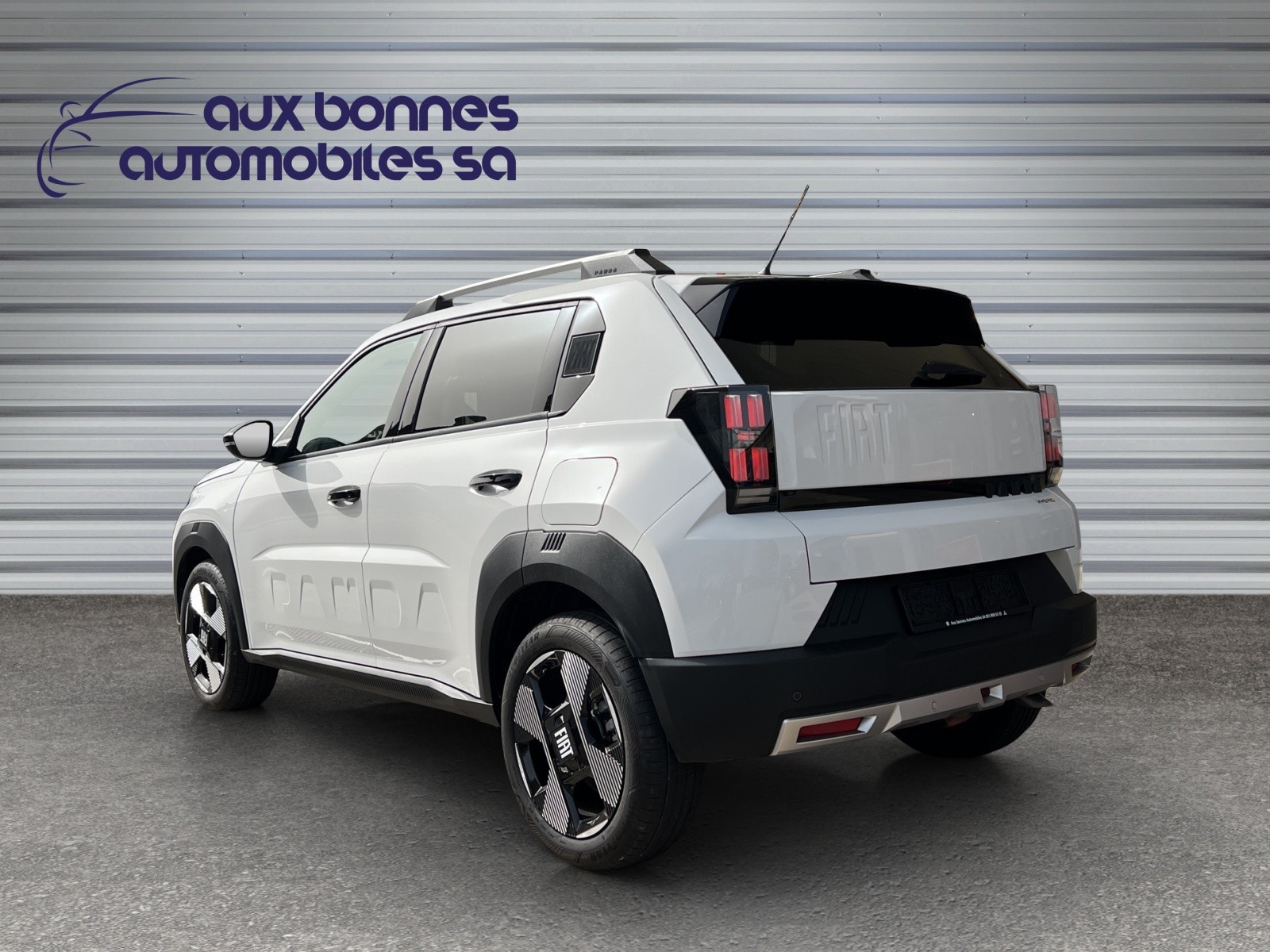 FIAT Grande Panda MHEV La Prima-showroom-element-1