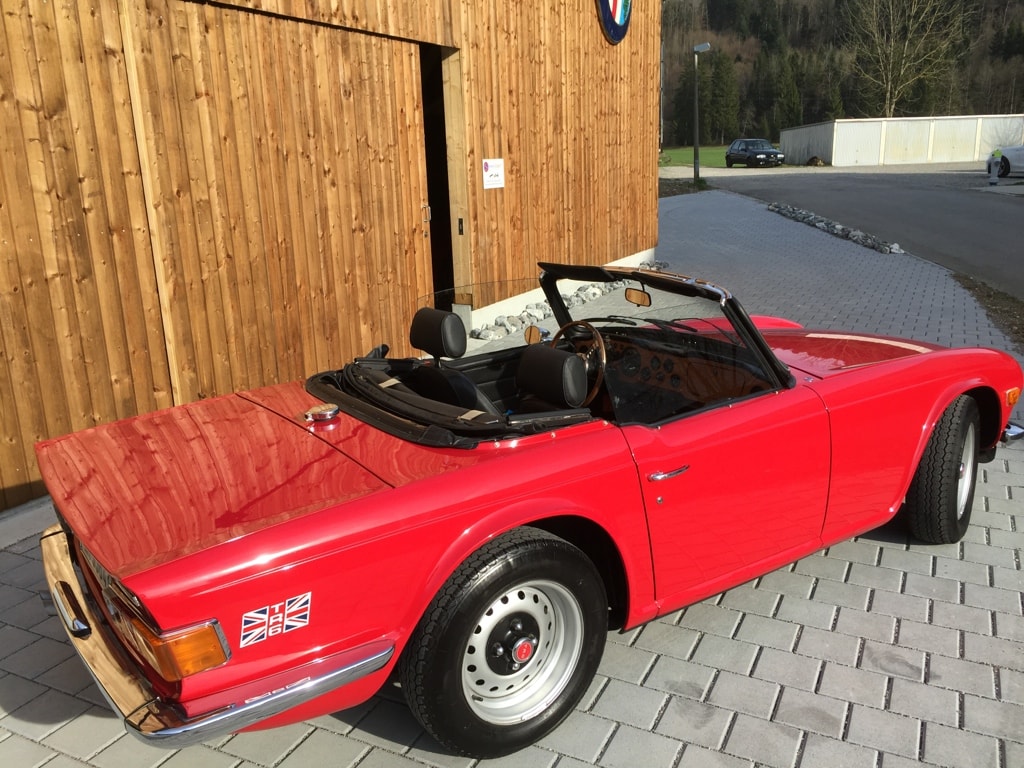 TRIUMPH TR6 P.I. - Petrol Injection