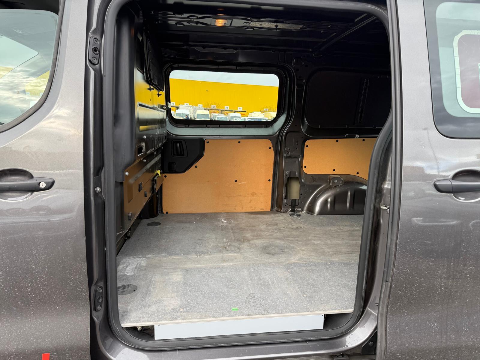 CITROEN Jumpy Kaw. M 2.0 BlueHDi 150 Komfort S/S-image-9