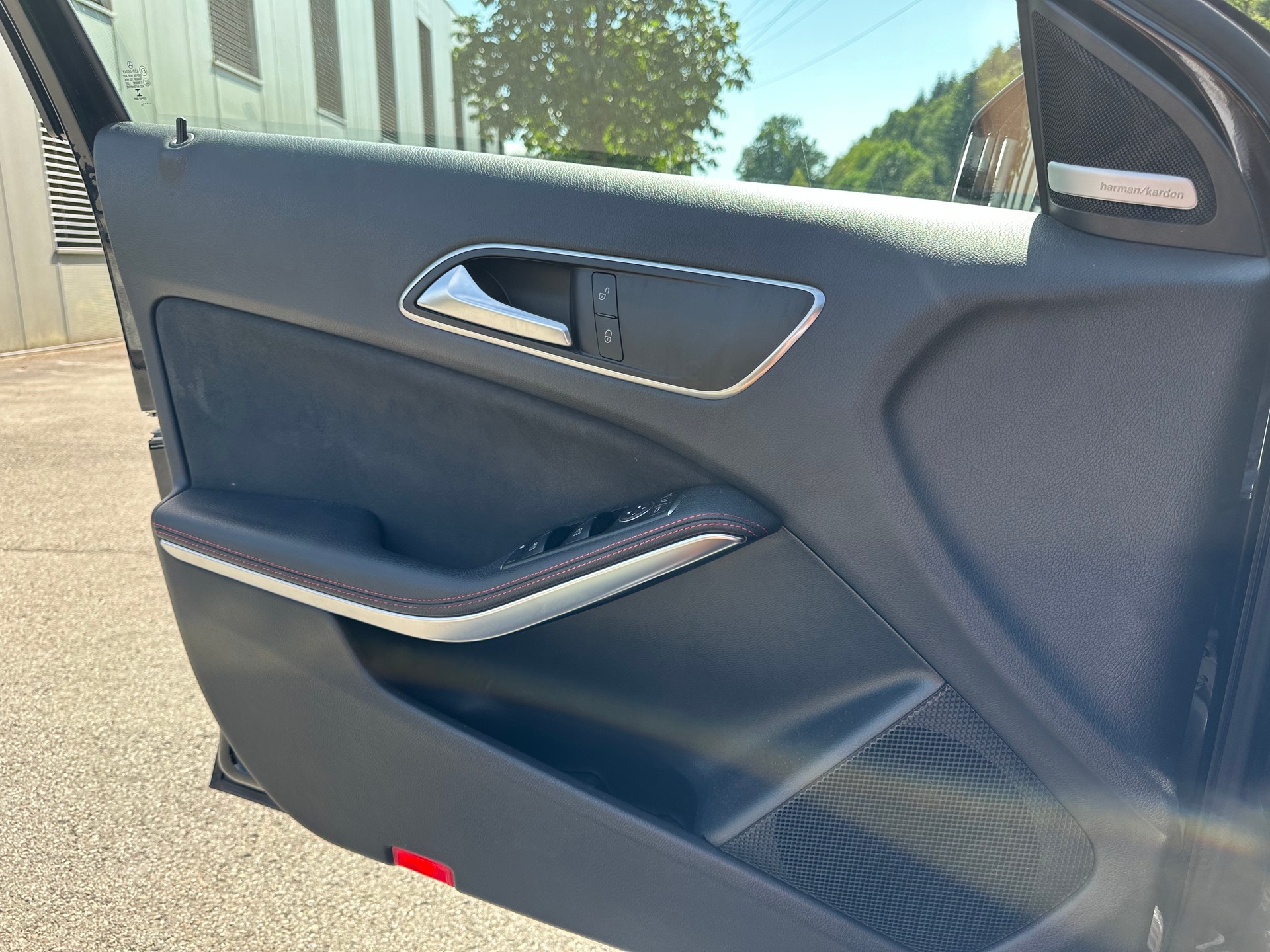 MERCEDES-BENZ A 45 AMG 4Matic Speedshift 7G-DCT-image-18