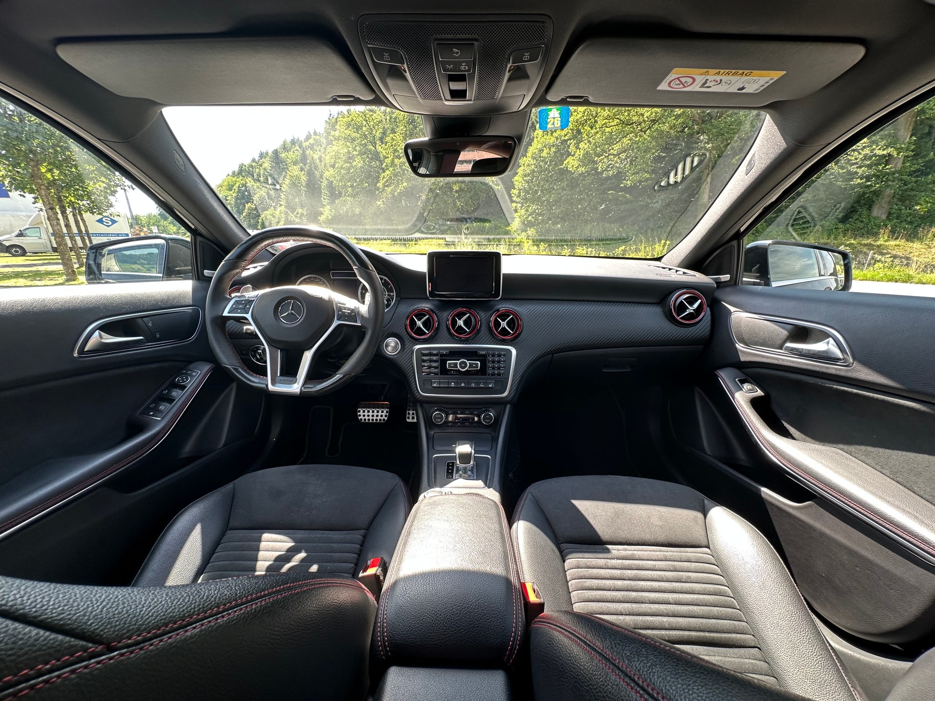 MERCEDES-BENZ A 45 AMG 4Matic Speedshift 7G-DCT-image-12
