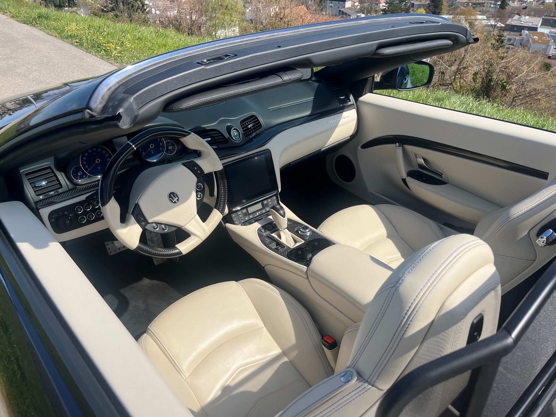 MASERATI GranCabrio Sport Automatica MC Linie-image-2