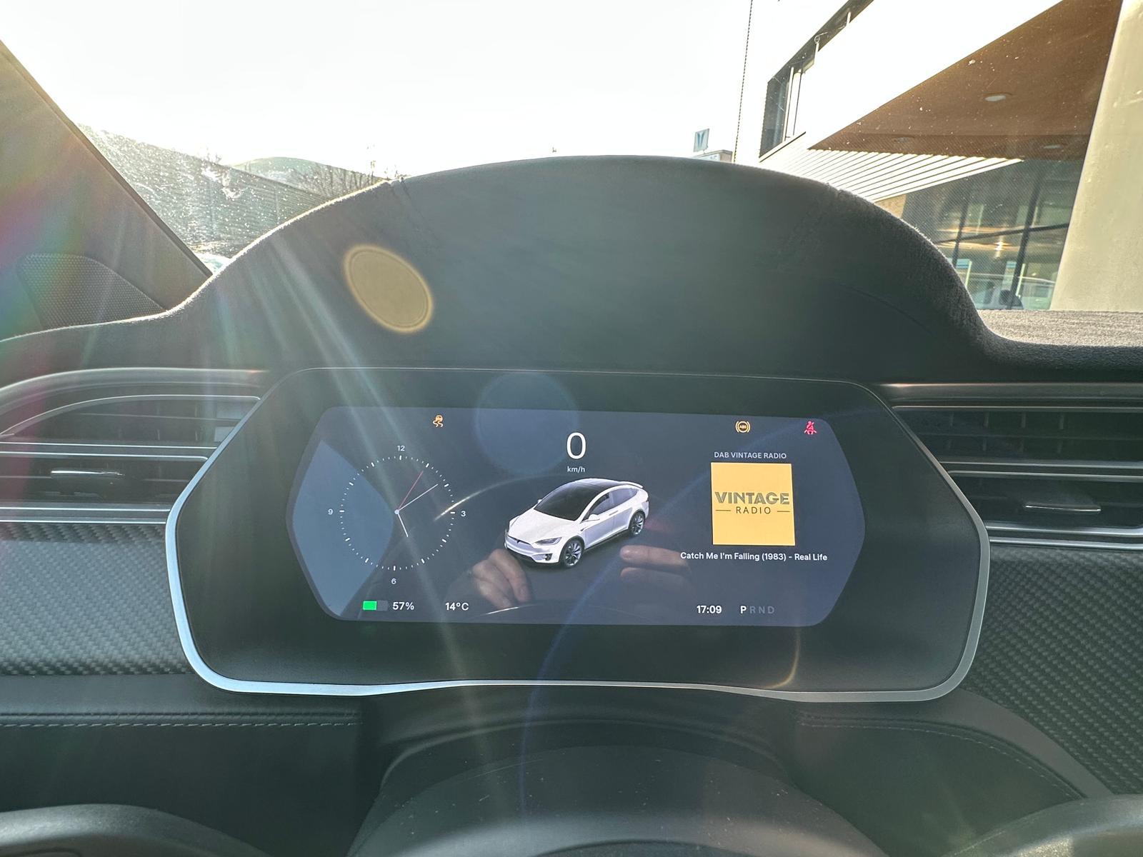 TESLA Model X 90 D / Im Kundenauftrag zu verkaufen-image-10