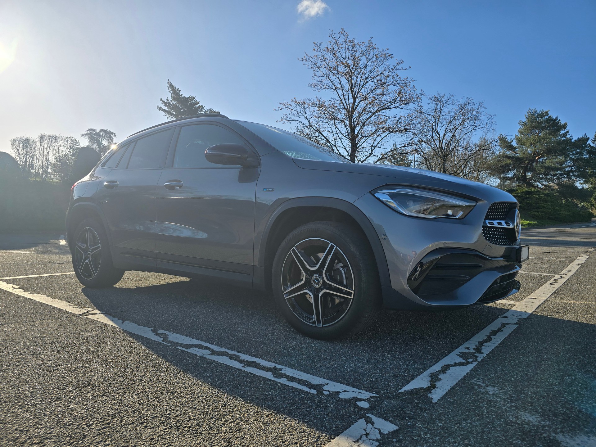 MERCEDES-BENZ GLA 250e AMG Line 8G-DCT-image-7