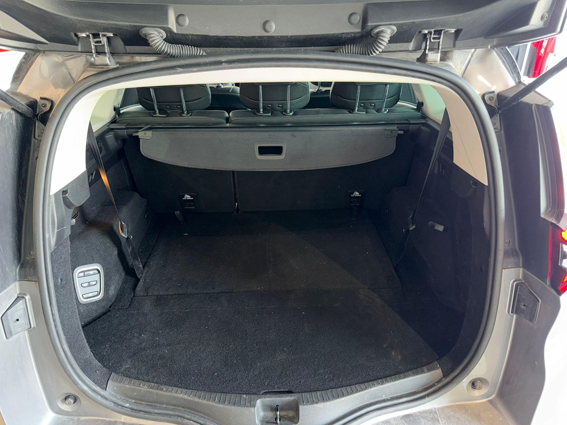 RENAULT Grand Scénic 1.3 TCe 160 Black Edition EDC 7 places-showroom-element-3
