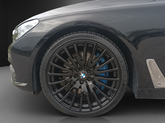 BMW 750Ld xDrive-image-5