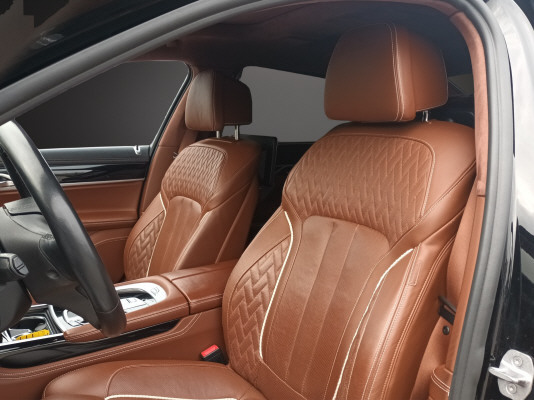 BMW 750Ld xDrive-image-6