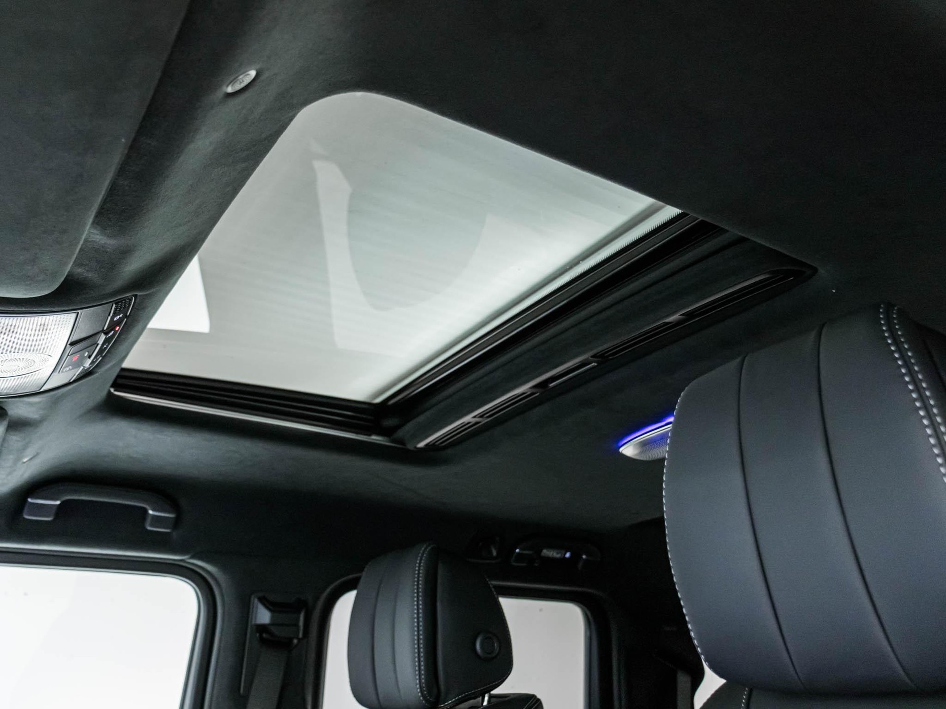 MERCEDES-BENZ G 63 AMG-image-8