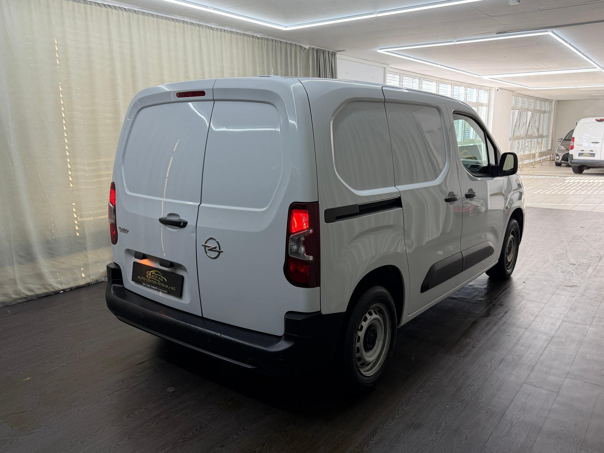 OPEL Combo Cargo 1.2 start/stop-showroom-element-3