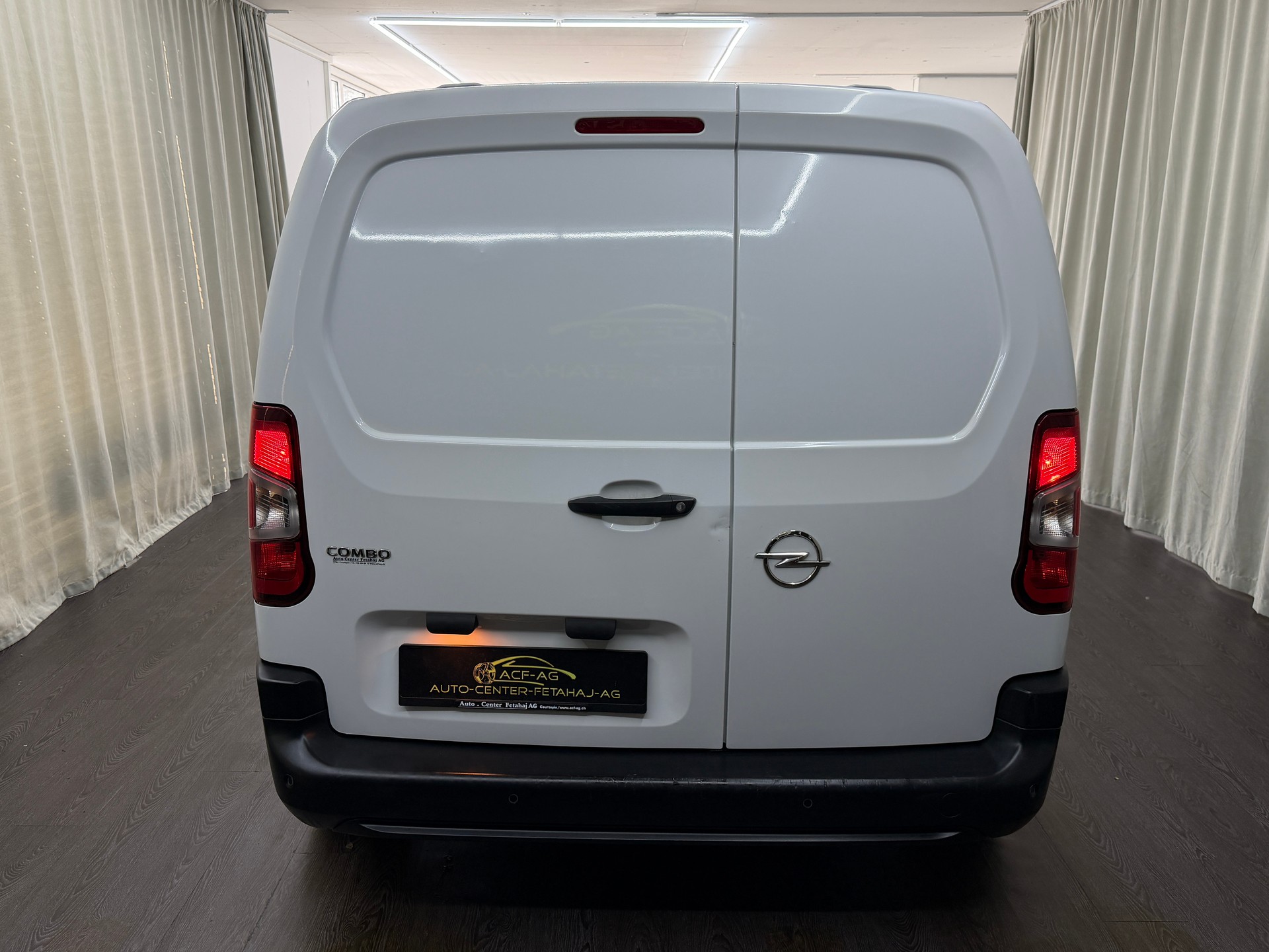 OPEL Combo Cargo 1.2 start/stop-image-4