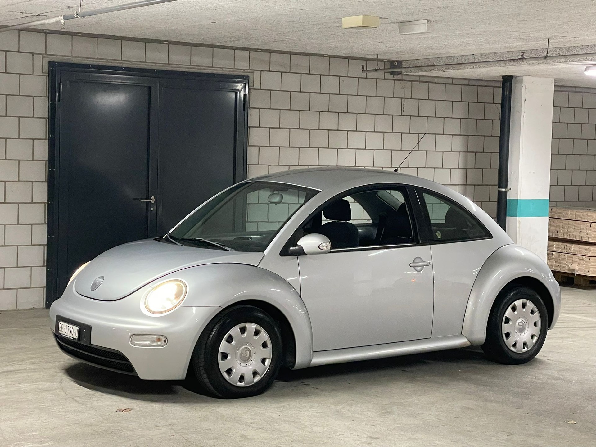 VW Beetle 1.9 TDI // MFK NEU-showroom-element-1