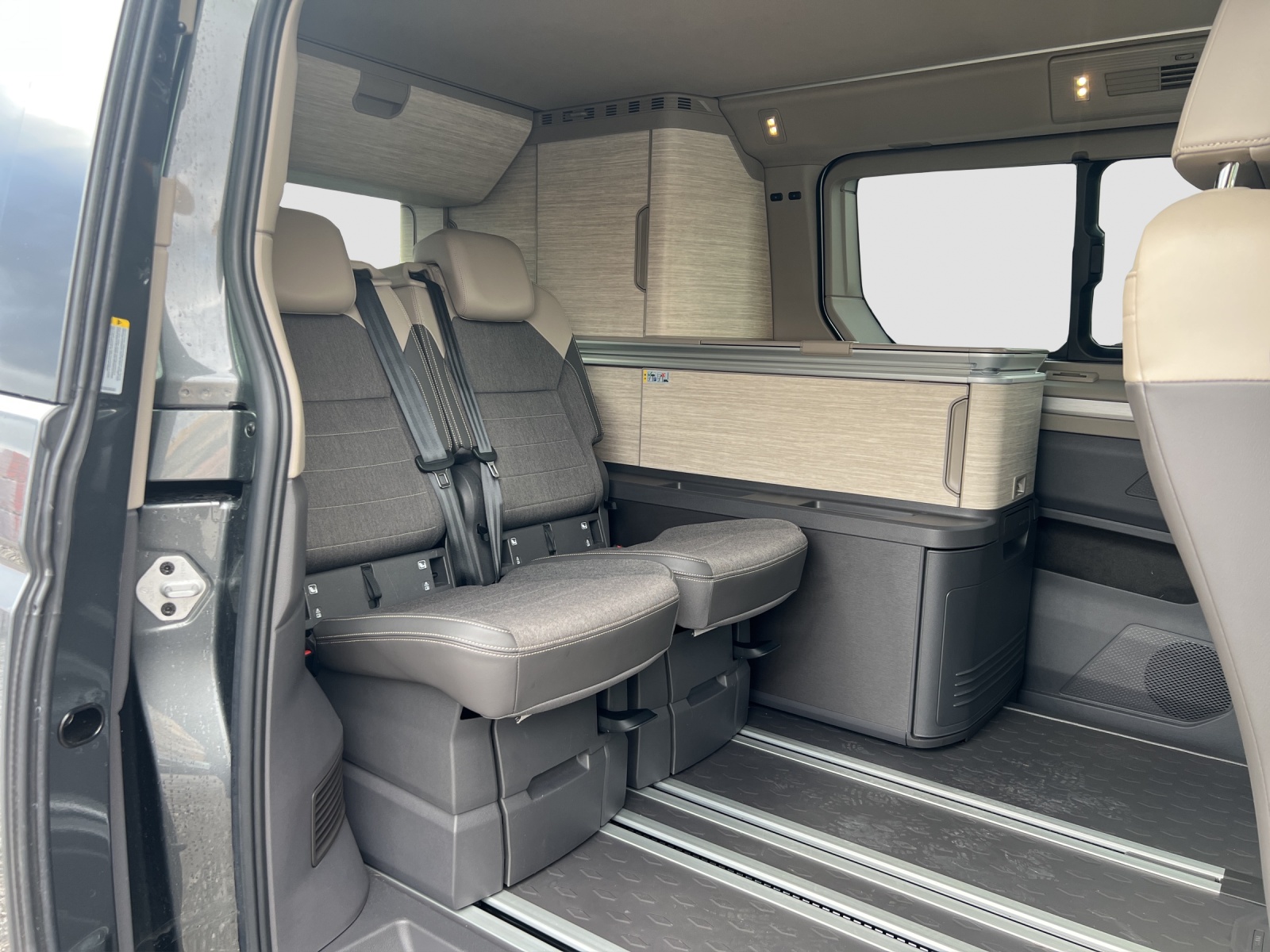 VW California 2.0 TDI Ocean Liberty-image-12