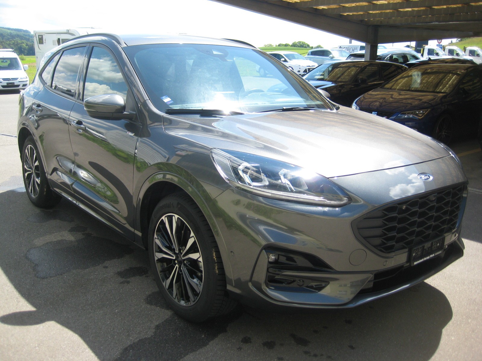 FORD Kuga 2.5 FHEV ST-Line X 4WD-image-4