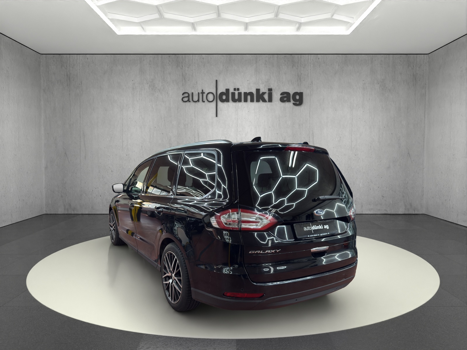 FORD Galaxy 2.0 TDCi Titanium AWD Automatic-image-2