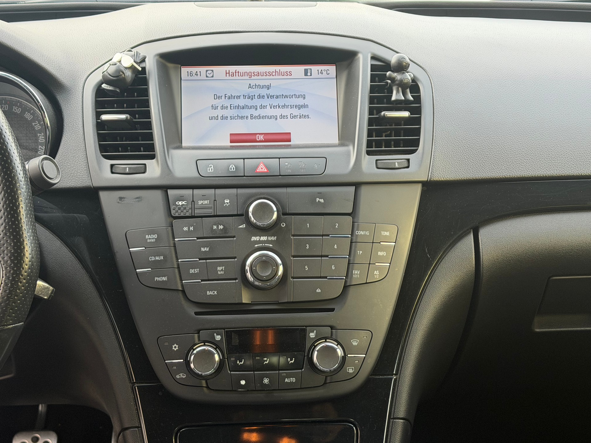 OPEL Insignia 2.8 Turbo OPC 4WD-image-12