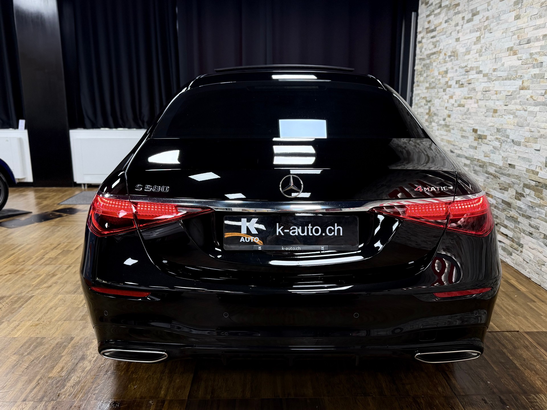 MERCEDES-BENZ S 580 L 4Matic AMG Line 9G-Tronic-showroom-element-3