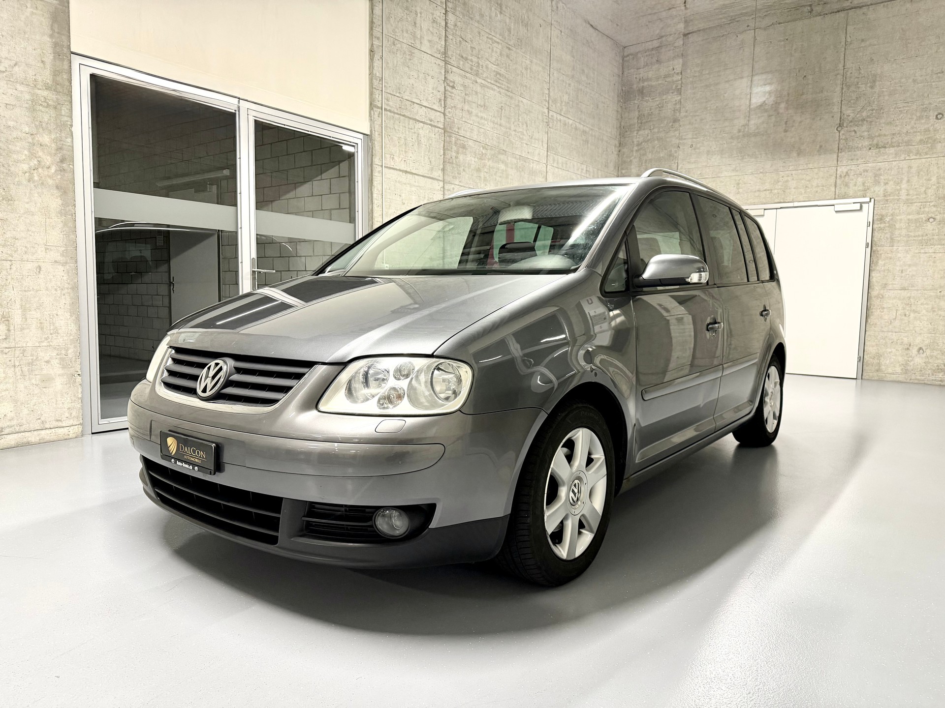 VW Touran 2.0 FSI Highline